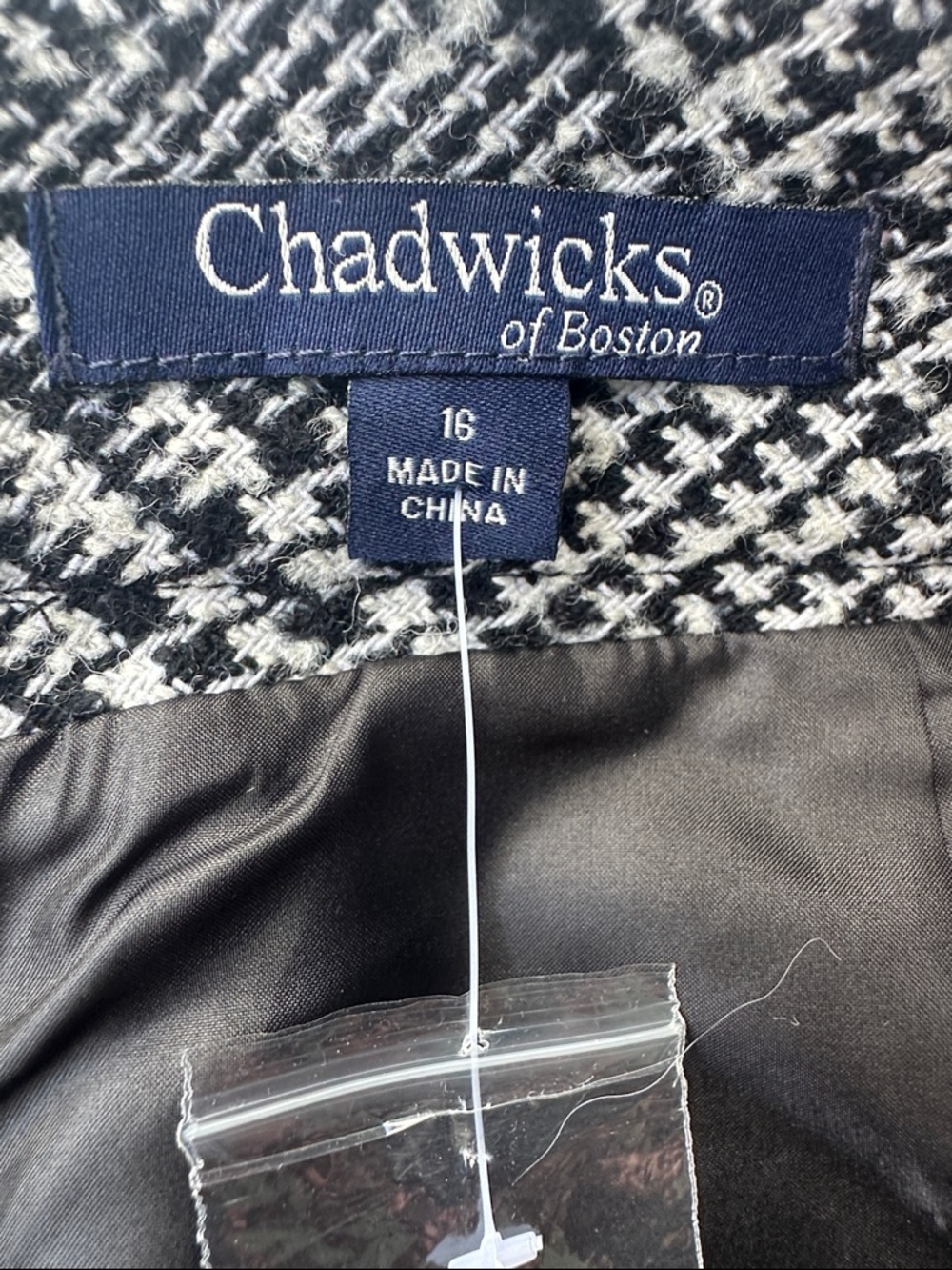 Chadwicks of Boston Black & White Glen Plaid Pencil Skirt Women's Size 16 Wool - Picture 3 of 8